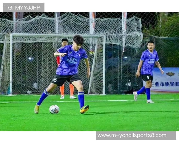 今日足球赛事精彩纷呈各大联赛对决一触即发球迷热情高涨不容错过 今日足球赛事精彩纷呈各大联赛对决一触即发球迷热情高涨不容错过